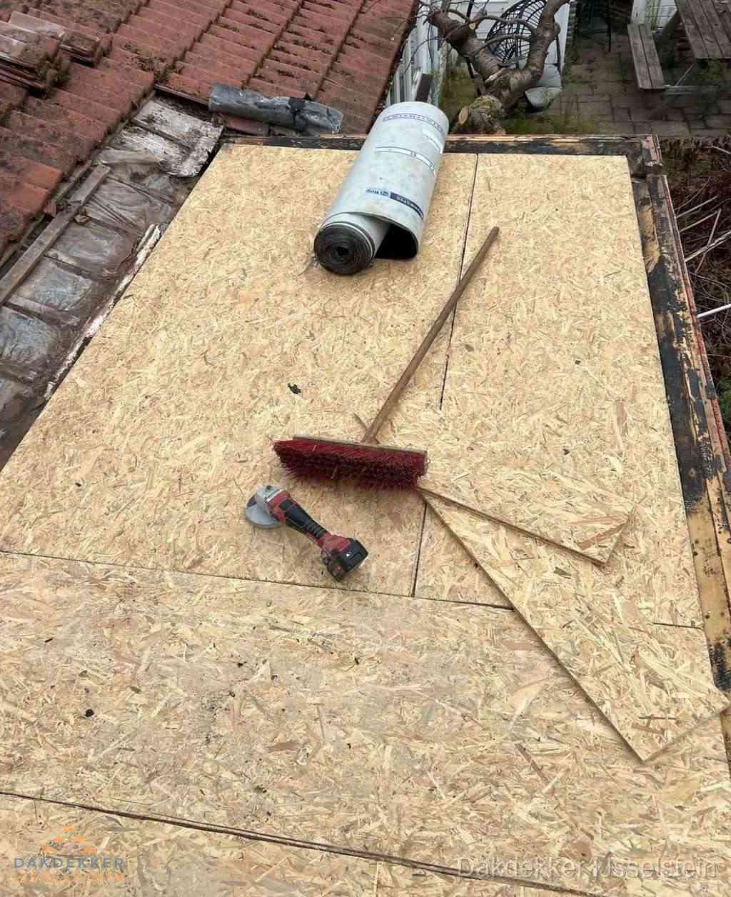 Dakrenovatie afgerond met nieuwe bitumen dakbedekking in IJsselstein